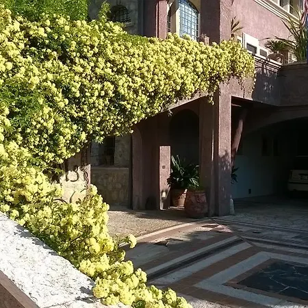 Posserle Bed & Breakfast 3*